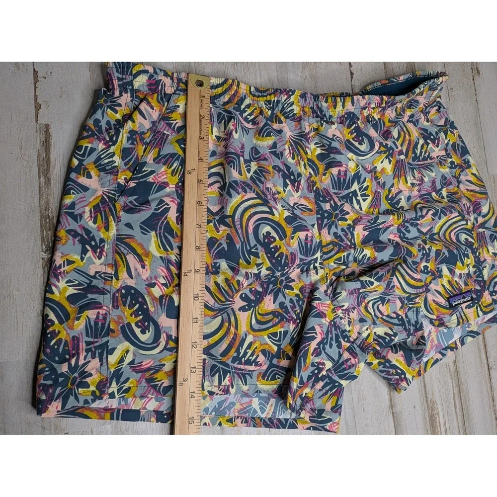 Patagonia Women's Baggies‎ 5